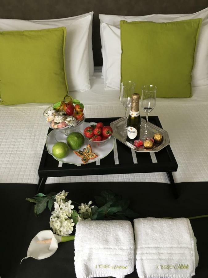 L'Essenza B&B Reggio di Calabria Ngoại thất bức ảnh